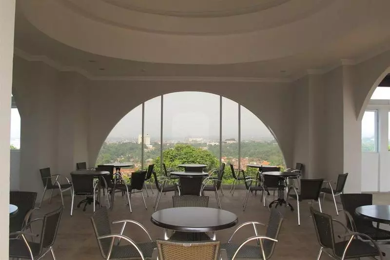 The Sahira Hotel Syariah