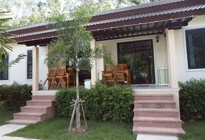 هتل Wanna Dream Villas Aonang