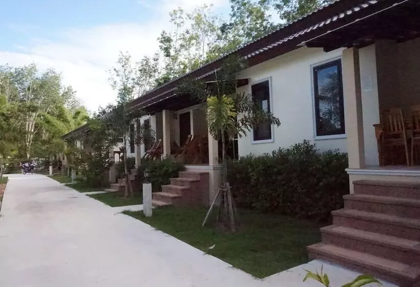 هتل Wanna Dream Villas Aonang