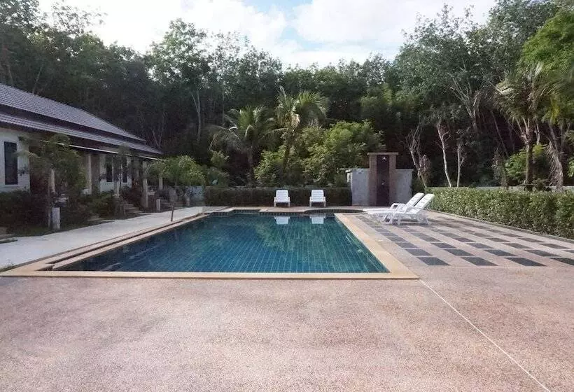 هتل Wanna Dream Villas Aonang