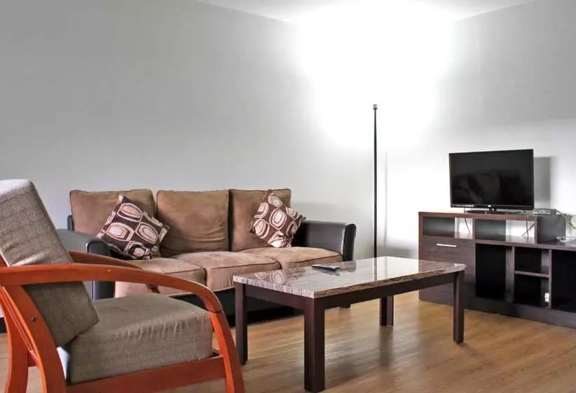 Mai'ana Airport Plaza