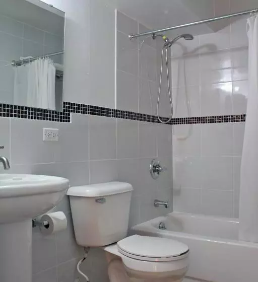 Mai'ana Airport Plaza