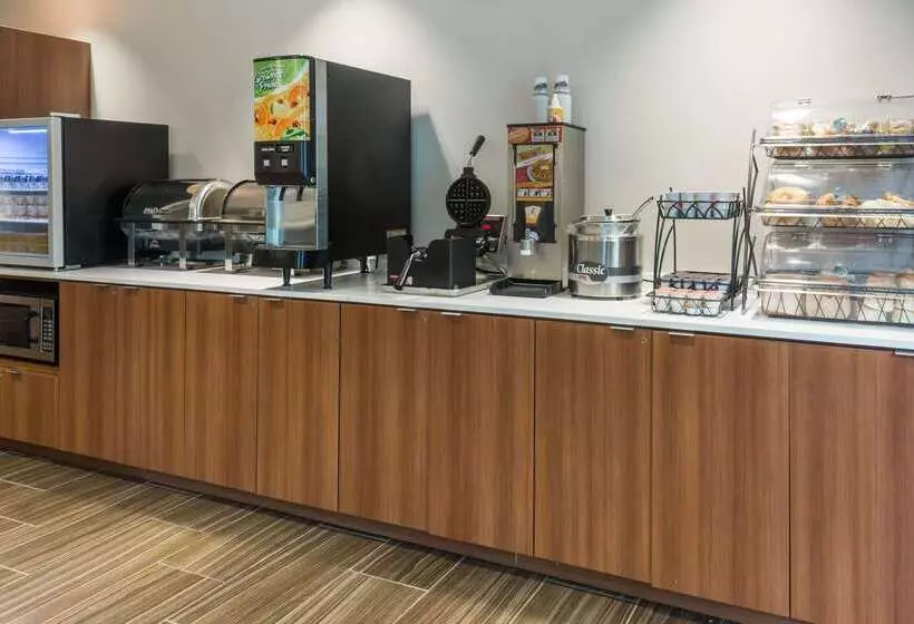 Microtel Inn & Suites By Wyndham Altoona