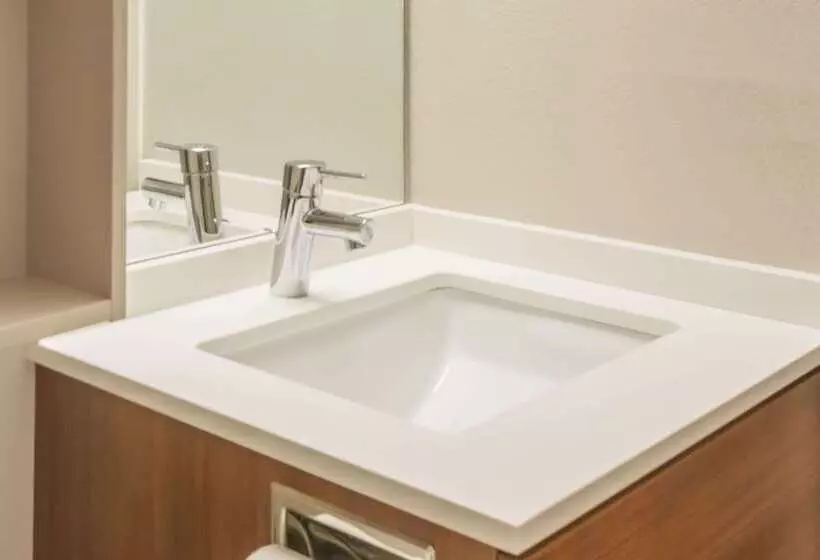 Microtel Inn & Suites By Wyndham Altoona