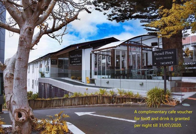 汽车旅馆  Parnell Pines