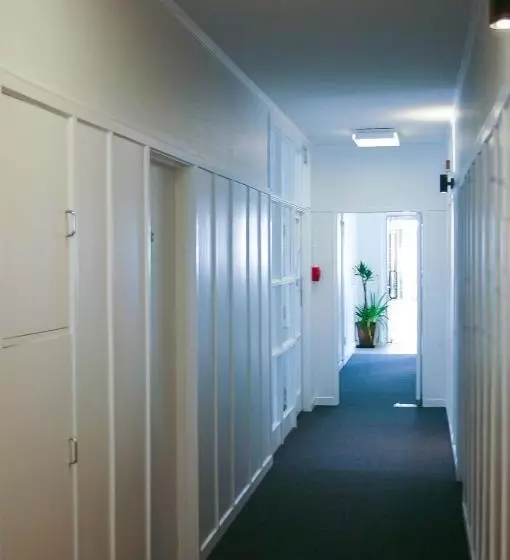 מוטל Parnell Pines