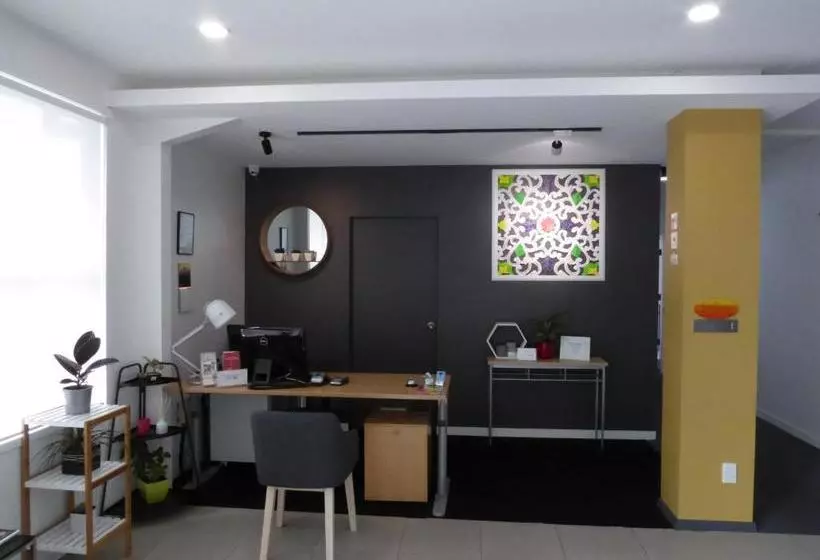 מוטל Parnell Pines