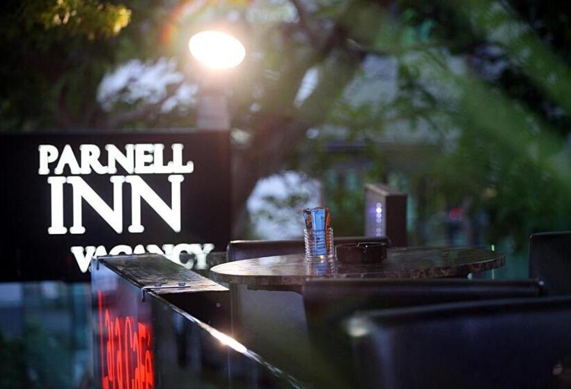 汽车旅馆  Parnell Pines