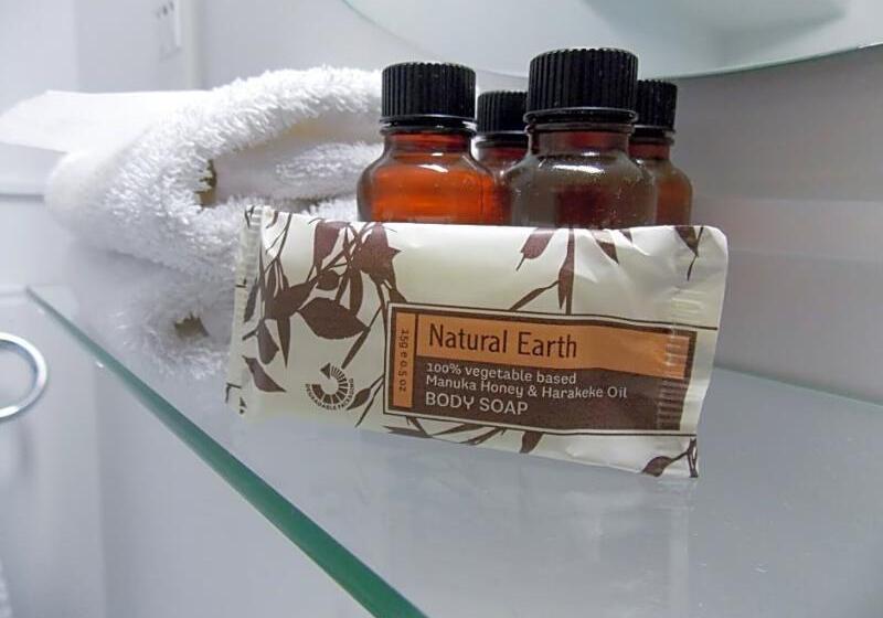 汽车旅馆  Parnell Pines