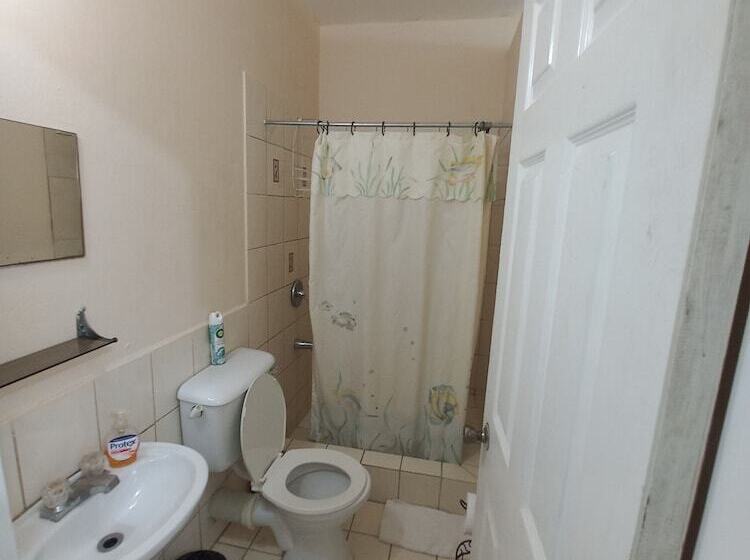 پانسیون Shalom Guest House