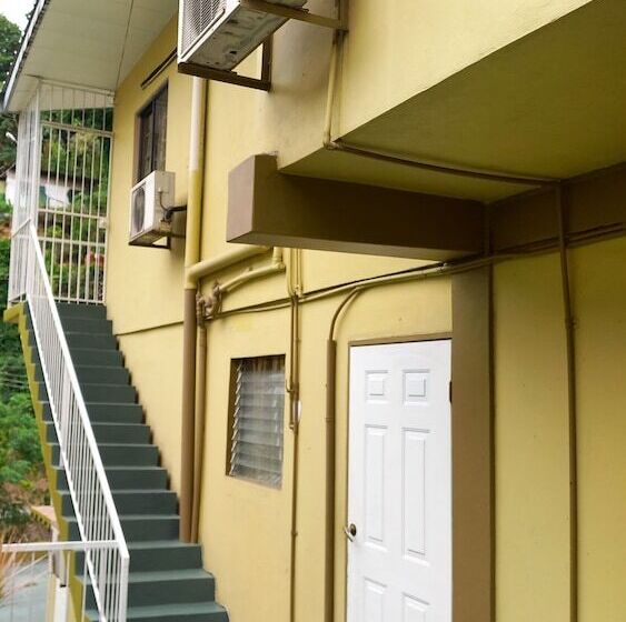 پانسیون Shalom Guest House