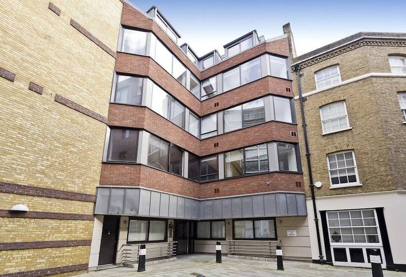 Red Lion Court By City2stay