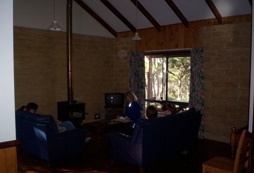 Отель Denmark Forest Retreat