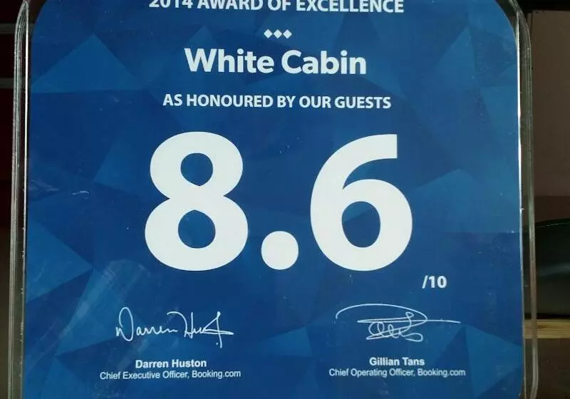 Отель White Cabin