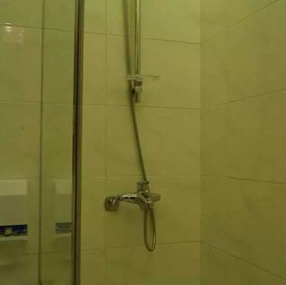 Lovestar Lakeside Hotel   Stars Building