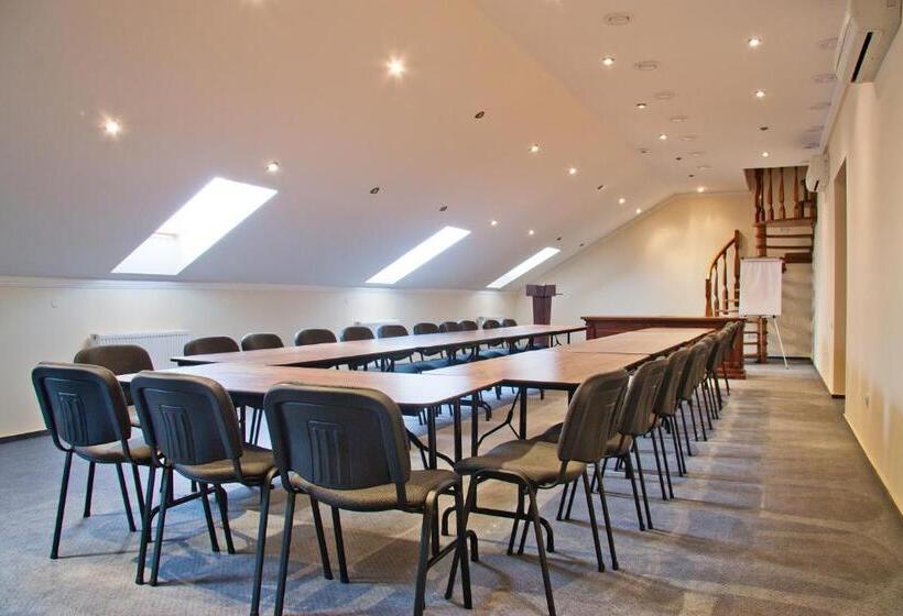 فندق Kopa   Lviv