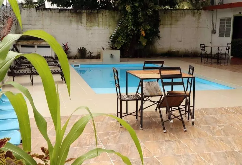 酒店 La Quinta Santa Elena