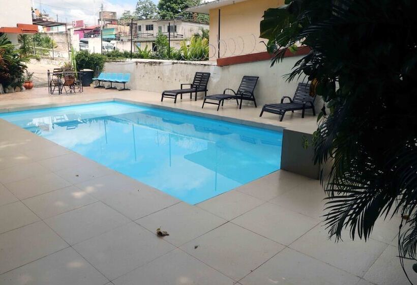 فندق La Quinta Santa Elena