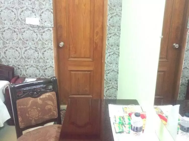 هتل Lake View Plaza