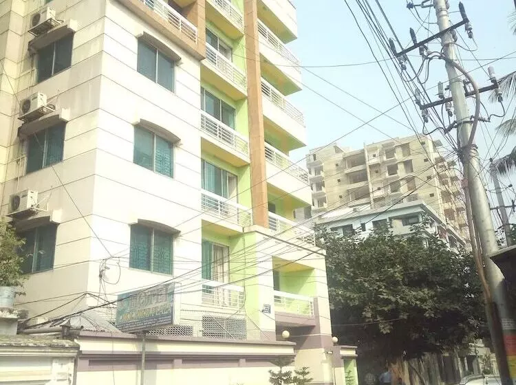 هتل Lake View Plaza