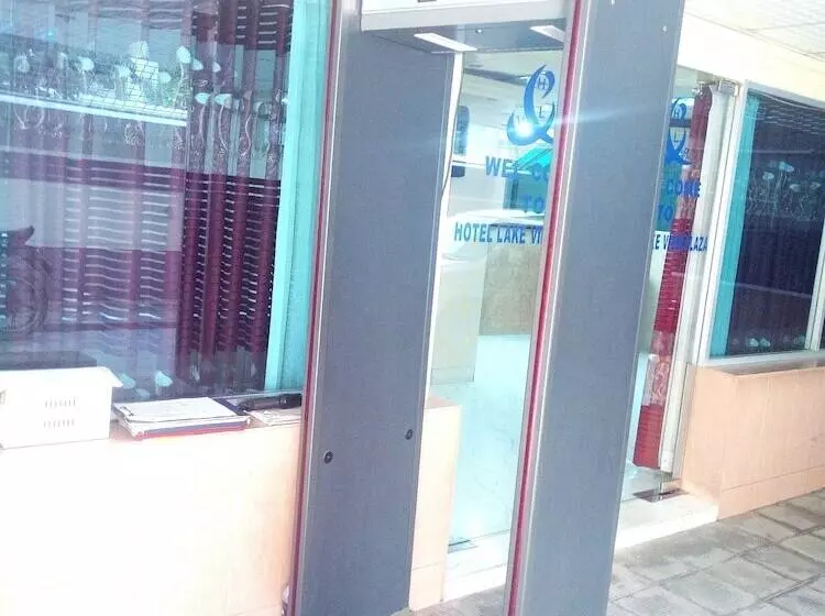 هتل Lake View Plaza