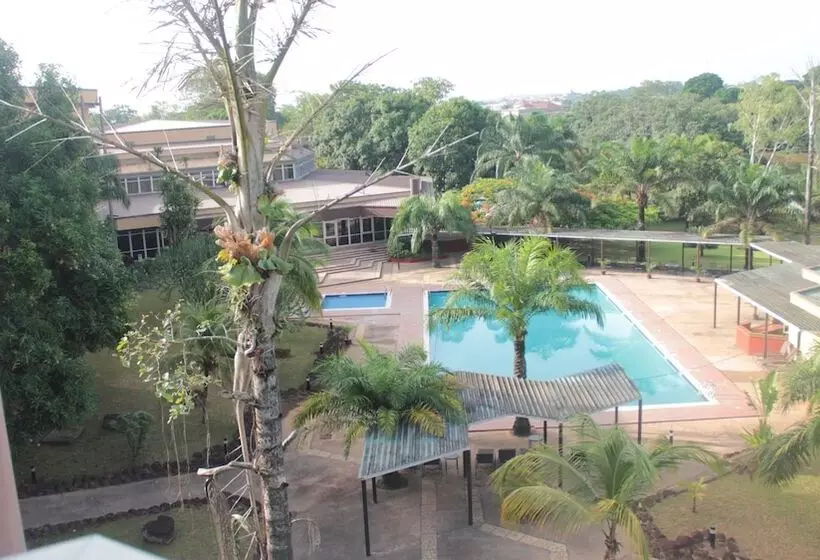 هتل Nike Lake Resort