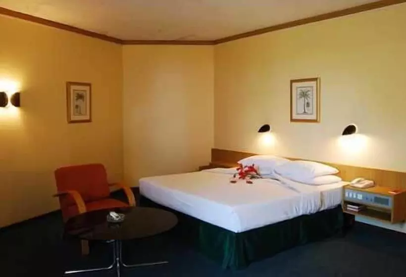 هتل Nike Lake Resort