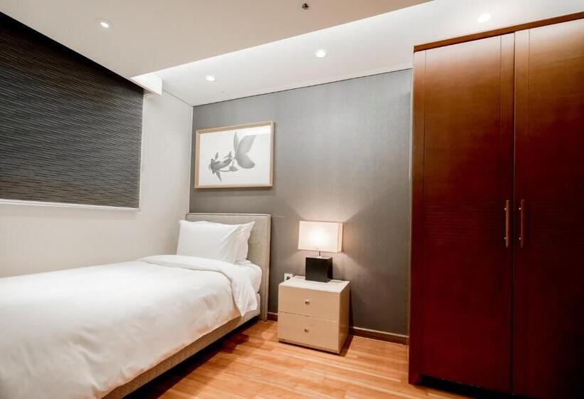 Oriens Hotel & Residences Myeongdong