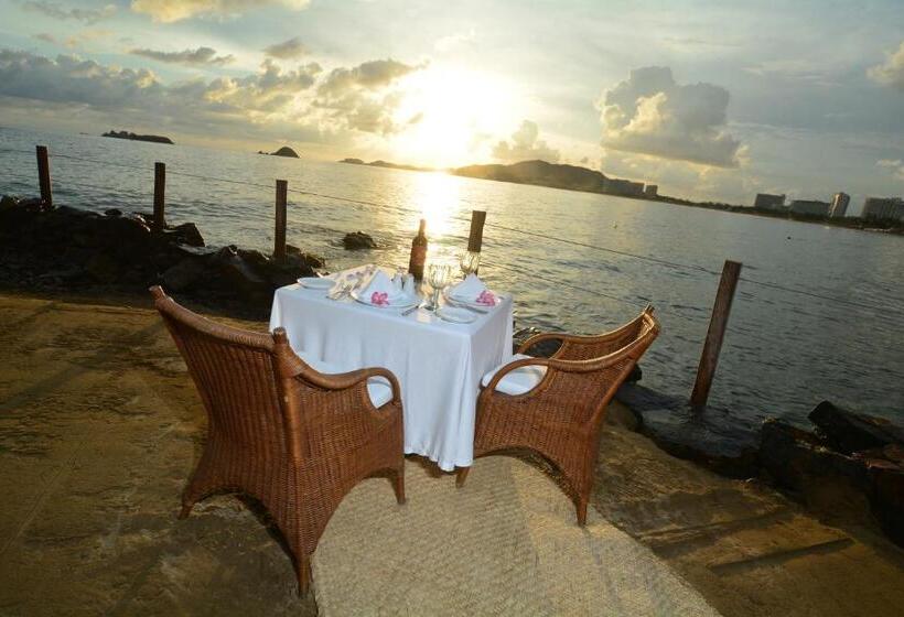 فندق Pacifica Resort Ixtapa
