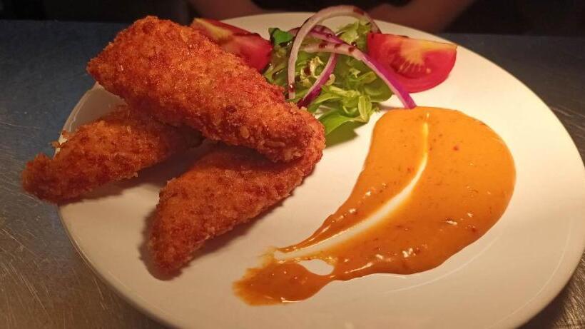 בית מלון כפרי The George Inn