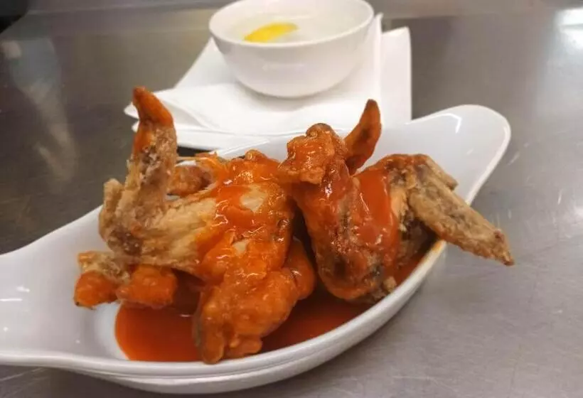 هتل The George Inn