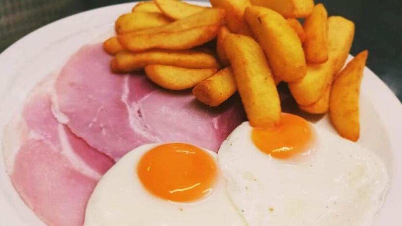 בית מלון כפרי The George Inn