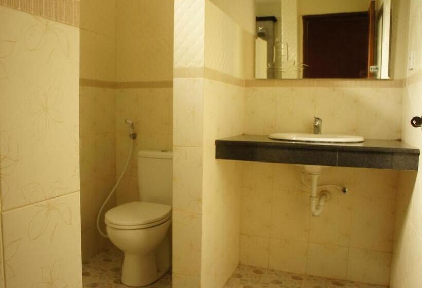 فندق Waringin Home Stay