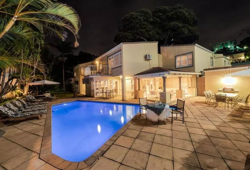 פנסיון Forest Manor Boutique Guesthouse