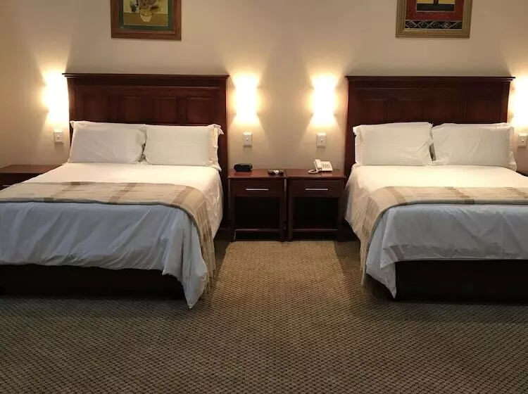 פנסיון Global Village Guesthouse