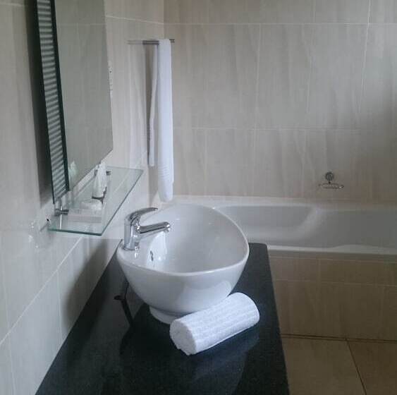 פנסיון Global Village Guesthouse