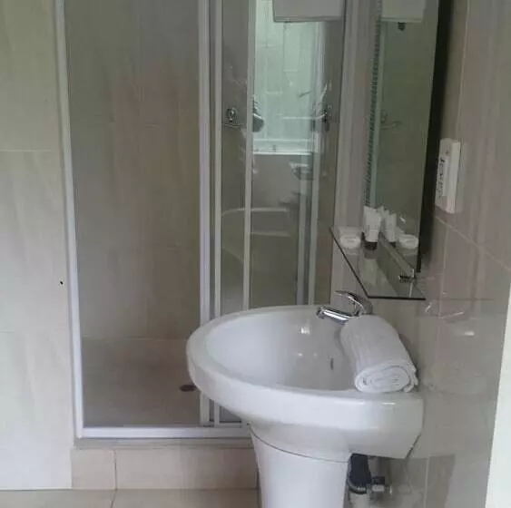 פנסיון Global Village Guesthouse