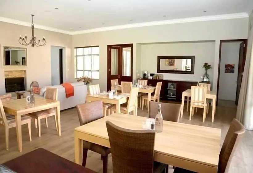 پانسیون Kingsmead Guest House