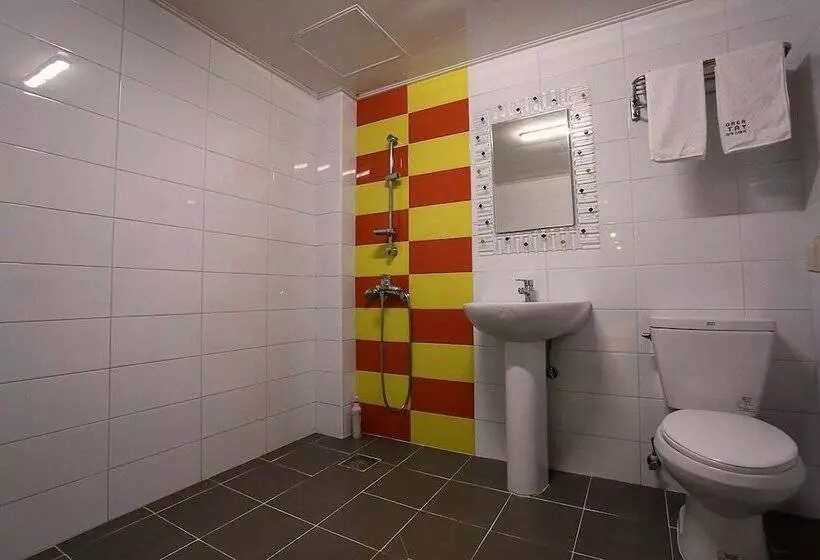 بنسيون Mama Guesthouse Myeongdong