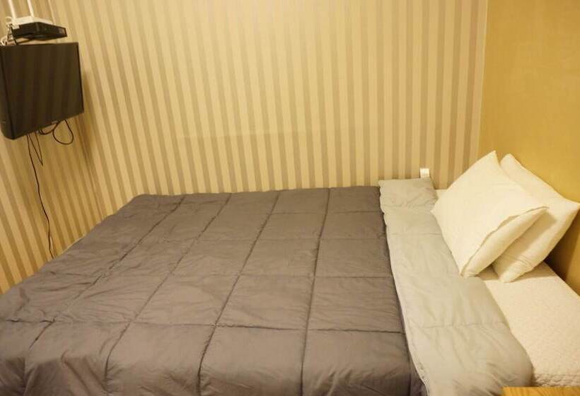 Pensjonat Mama Guesthouse Myeongdong