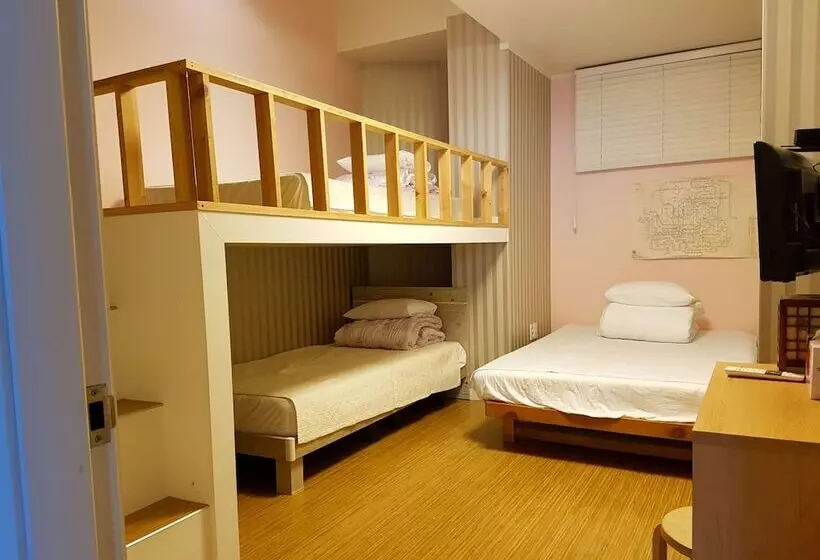 بنسيون Mama Guesthouse Myeongdong