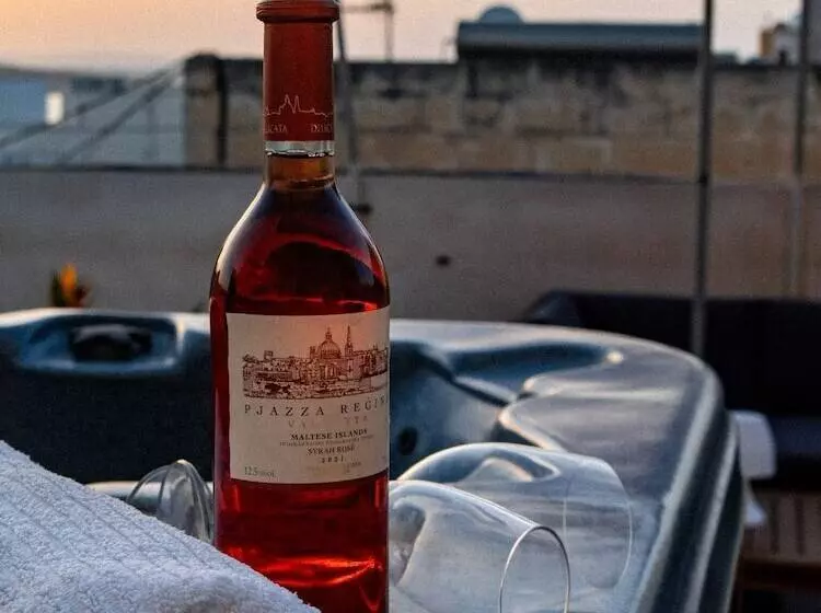 پانسیون Pierre De Soleil Guesthouse