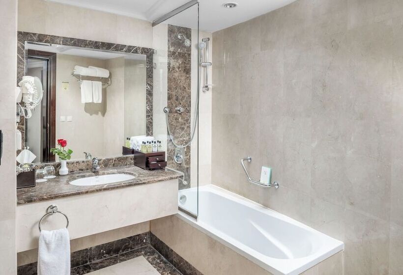 هتل Taiba Madinah