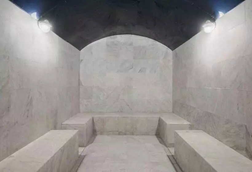 בית מלון כפרי Taiba Madinah