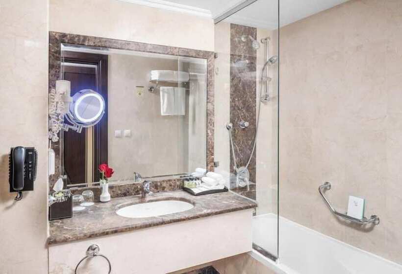 هتل Taiba Madinah