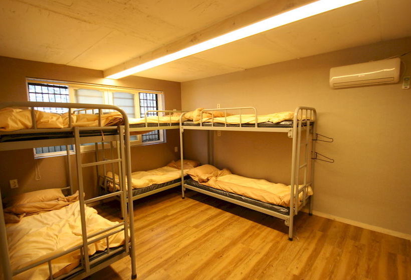 Grape Garden House  Hostel