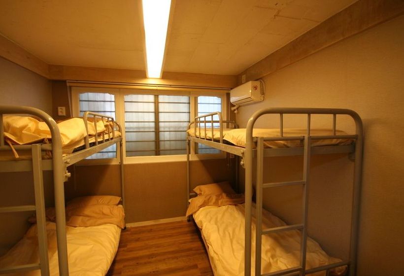 Grape Garden House  Hostel