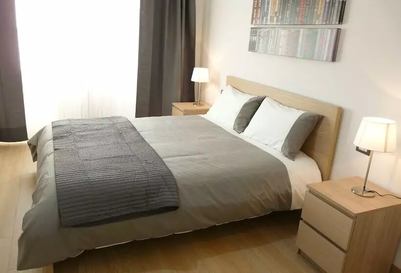 تختخواب و صبحانه Atticoromantica