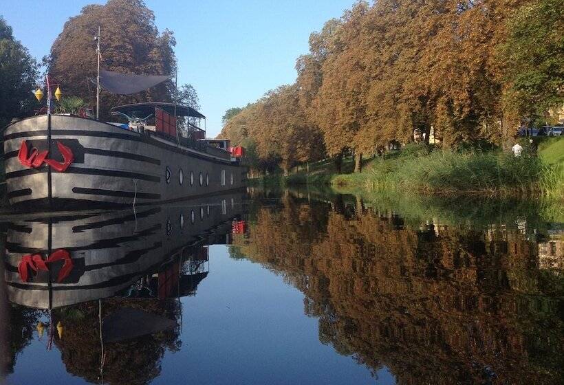مبيت وإفطار Péniche Alclair