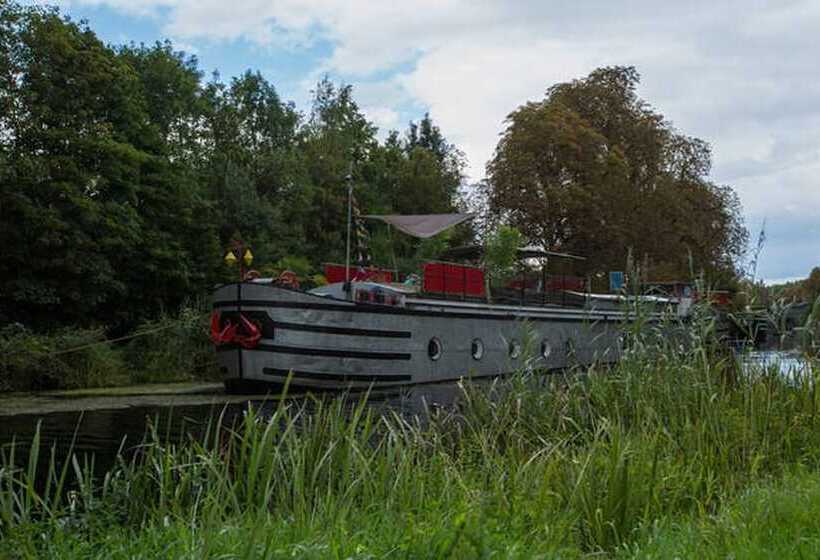 مبيت وإفطار Péniche Alclair